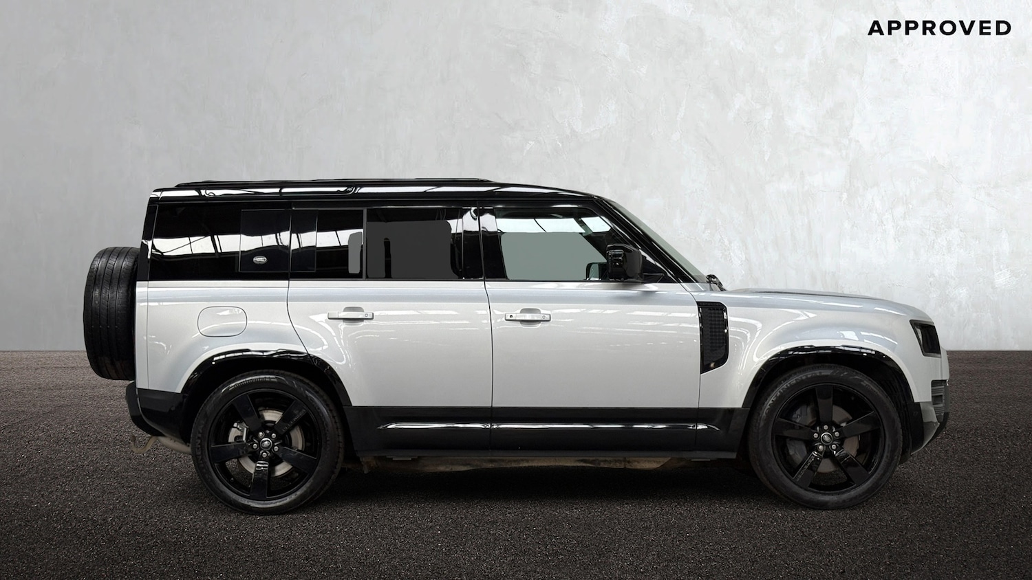 Used Land Rover Defender 2023 for sale - 77697801: Photo 5