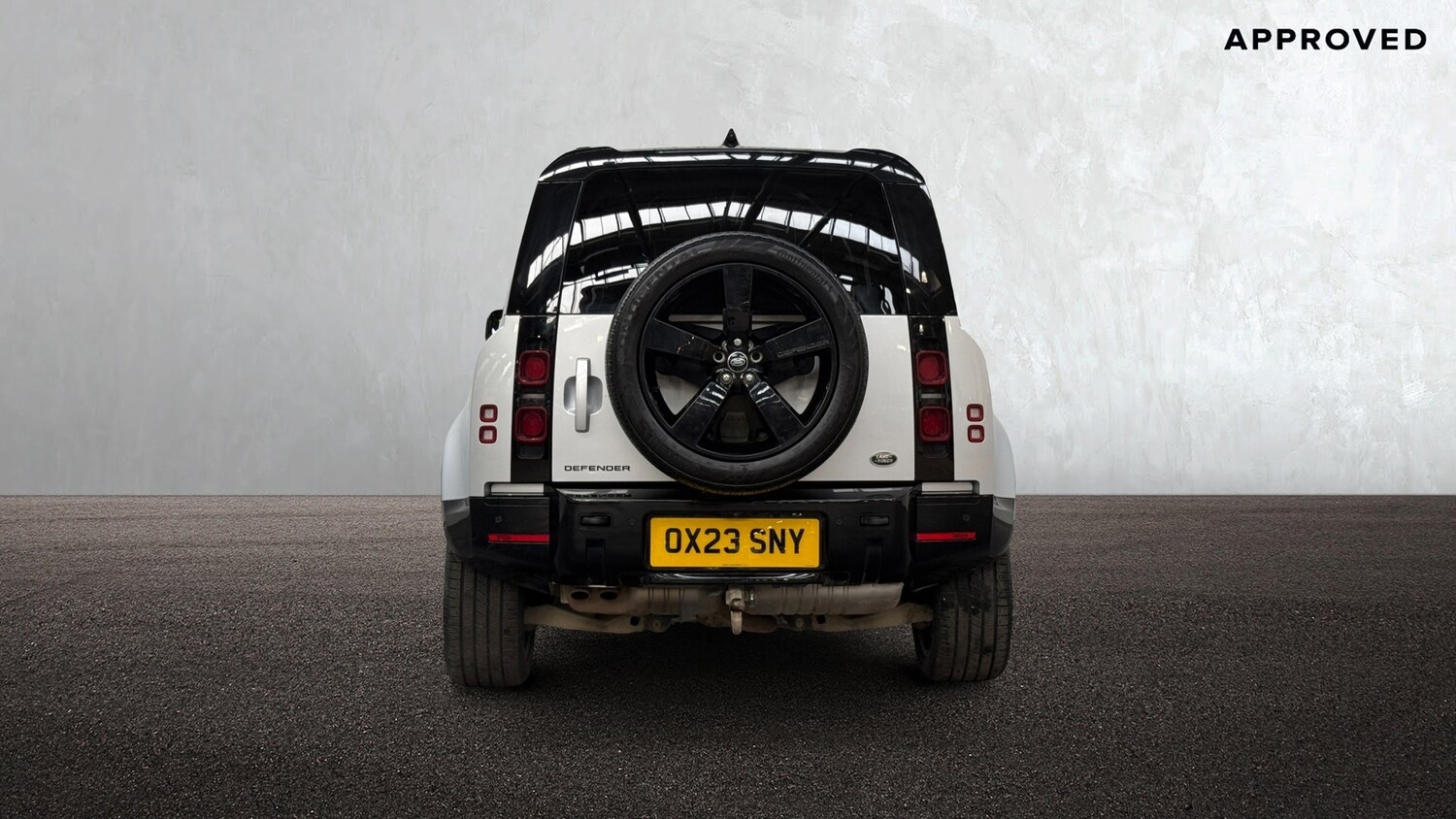 Used Land Rover Defender 2023 for sale - 77697801: Photo 6