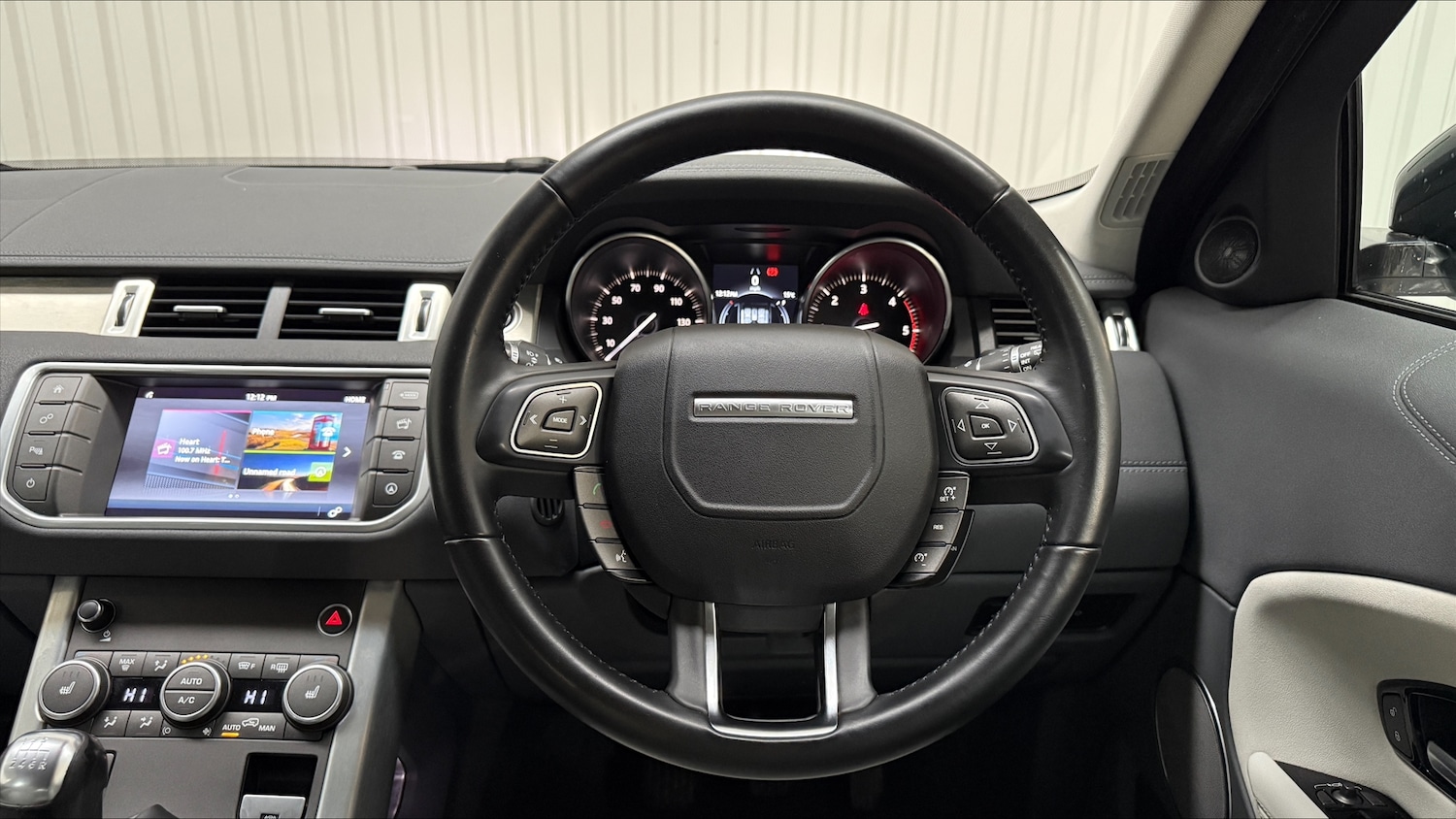 Used Land Rover Range Rover Evoque 2017 for sale - 76937336: Photo 15