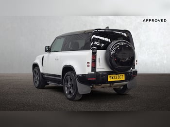 Used Land Rover Defender 90 2023 for sale - 79633317: Photo