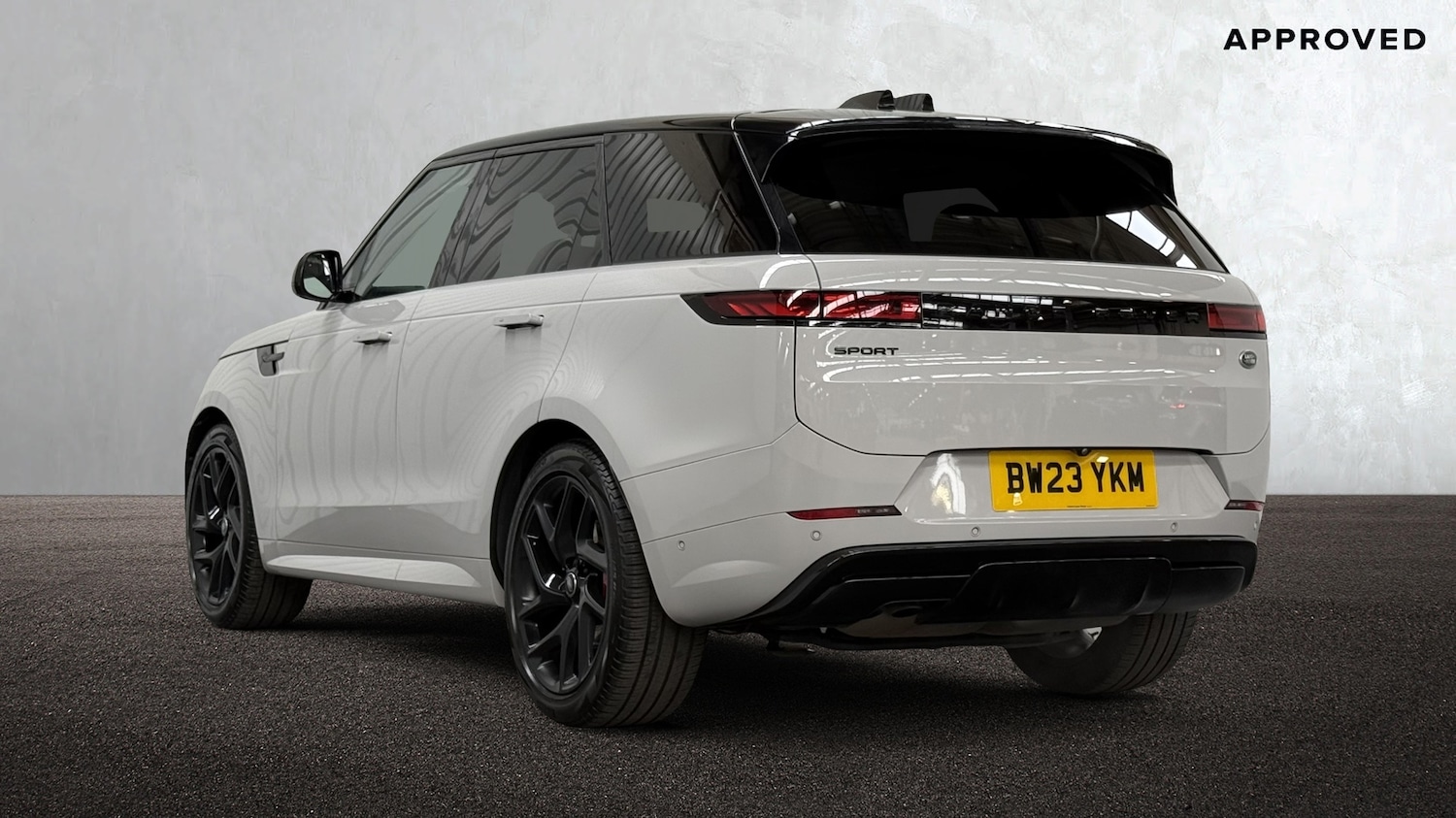 Used Land Rover Range Rover Sport 2023 for sale - 76033145: Photo 2