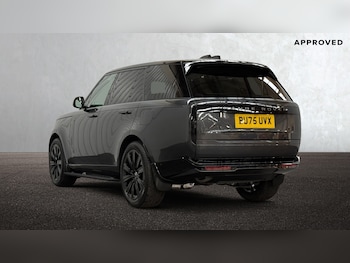 Used Land Rover Range Rover 2025 for sale - 76176059: Photo