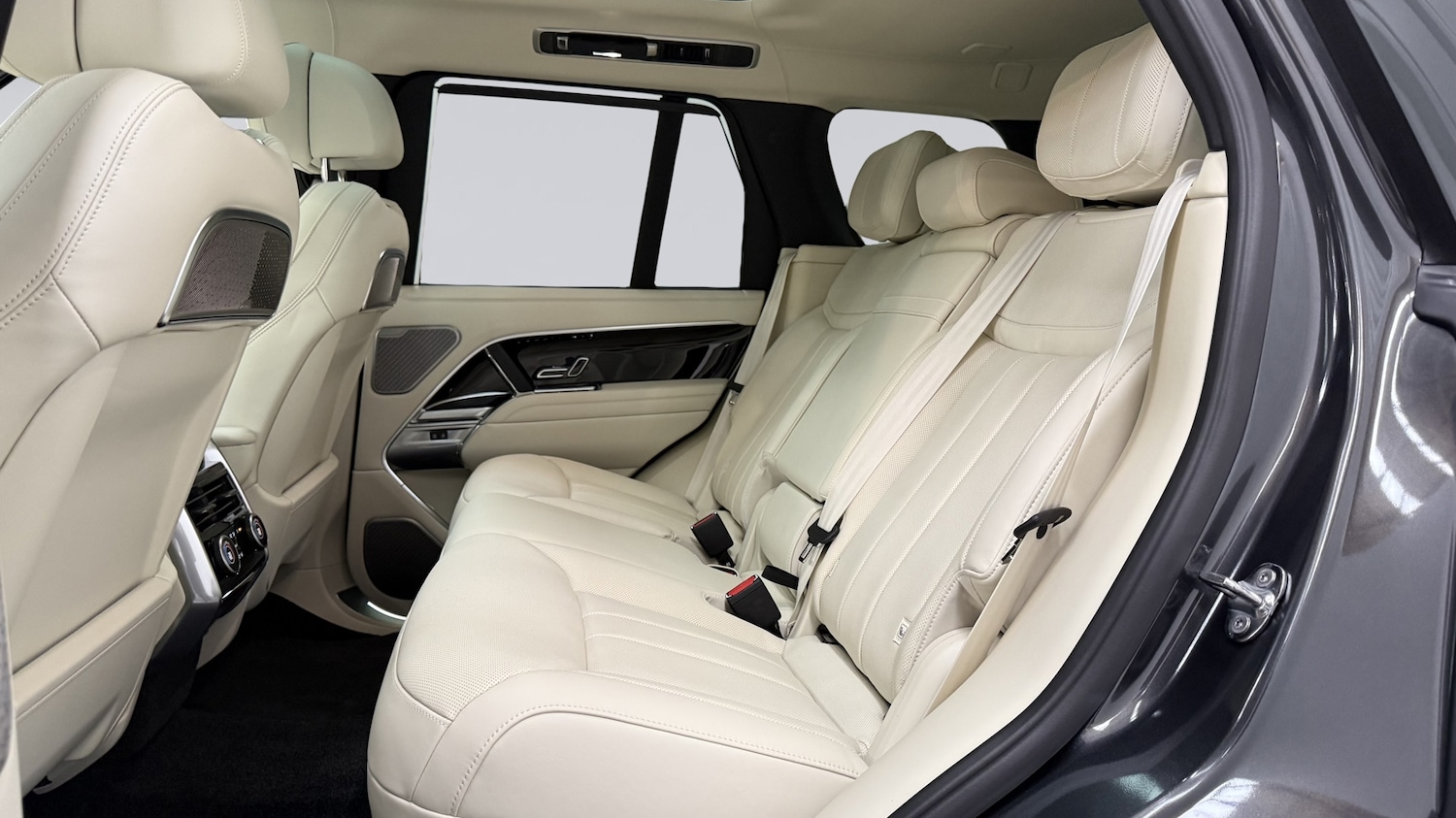 Used Land Rover Range Rover 2025 for sale - 76176059: Photo 4