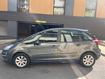 Used Citroen Grand C4 Picasso 2012 for sale - 79317248: Photo