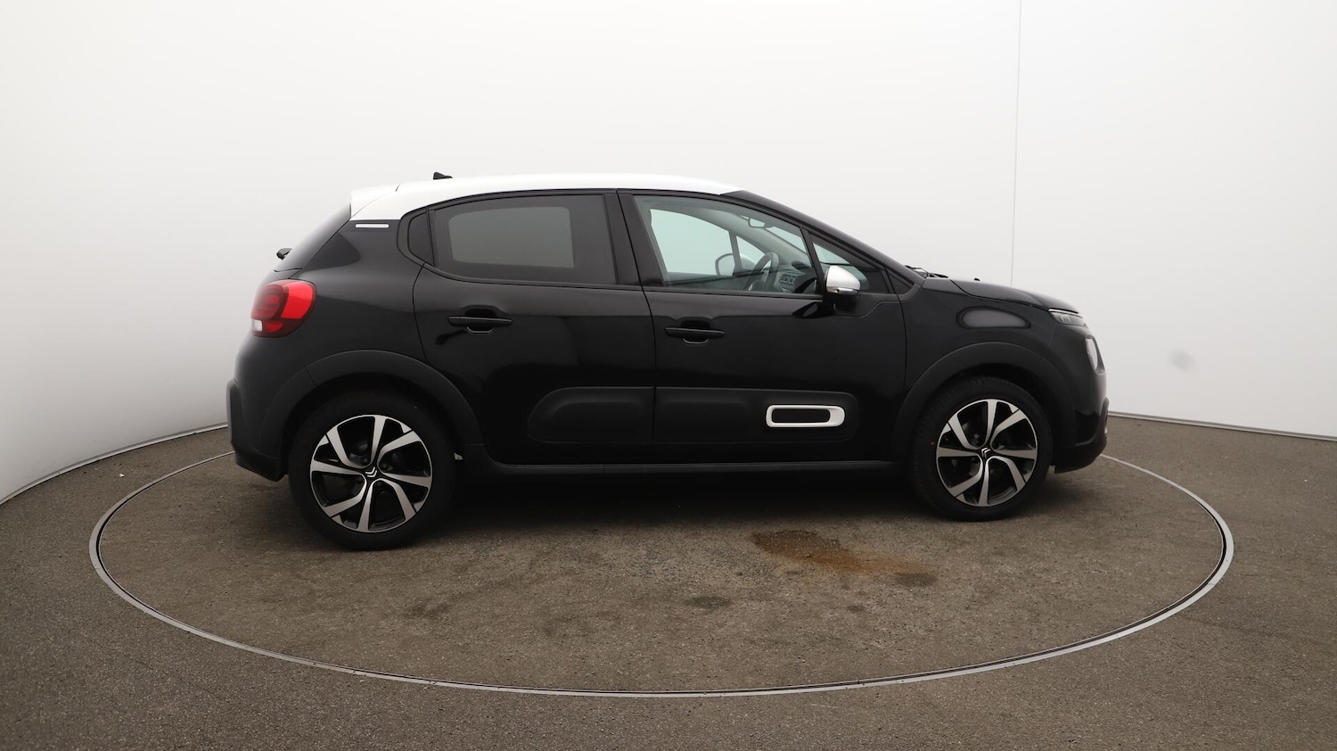 Used Citroen C3 2023 for sale - 76109714: Photo 50