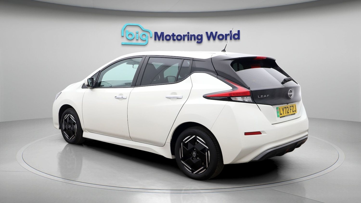Used Nissan Leaf 2023 for sale - 77582443: Photo 5