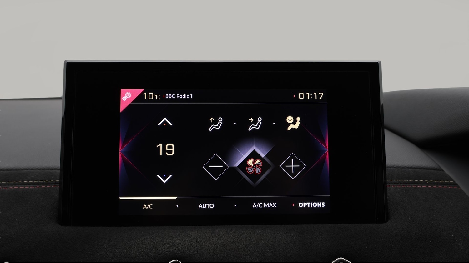 Used DS Automobiles DS 3 Crossback 2021 for sale - 77201594: Photo 12