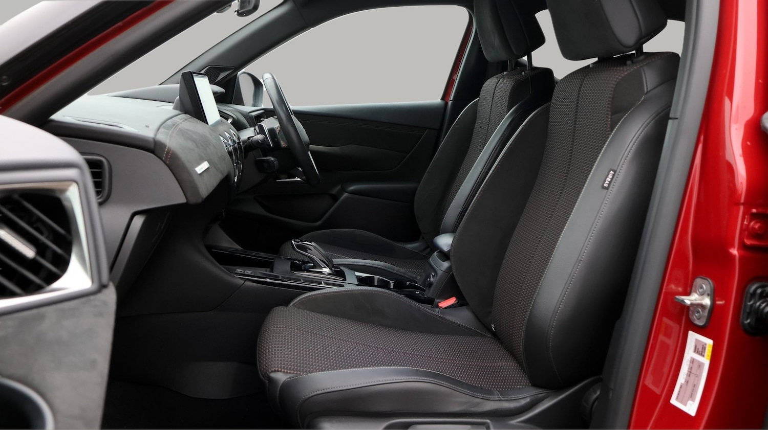 Used DS Automobiles DS 3 Crossback 2021 for sale - 77201594: Photo 14