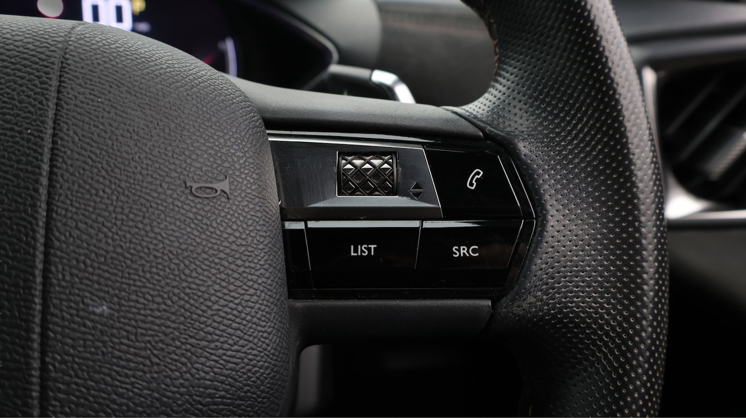 Used DS Automobiles DS 3 Crossback 2021 for sale - 77201594: Photo 21