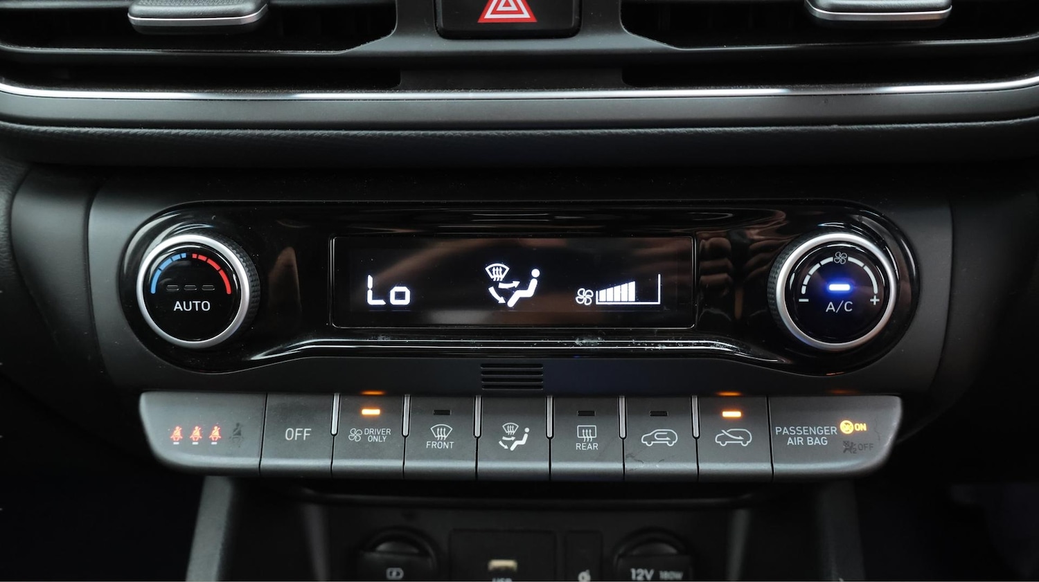 Used Hyundai KONA 2021 for sale - 76122602: Photo 13