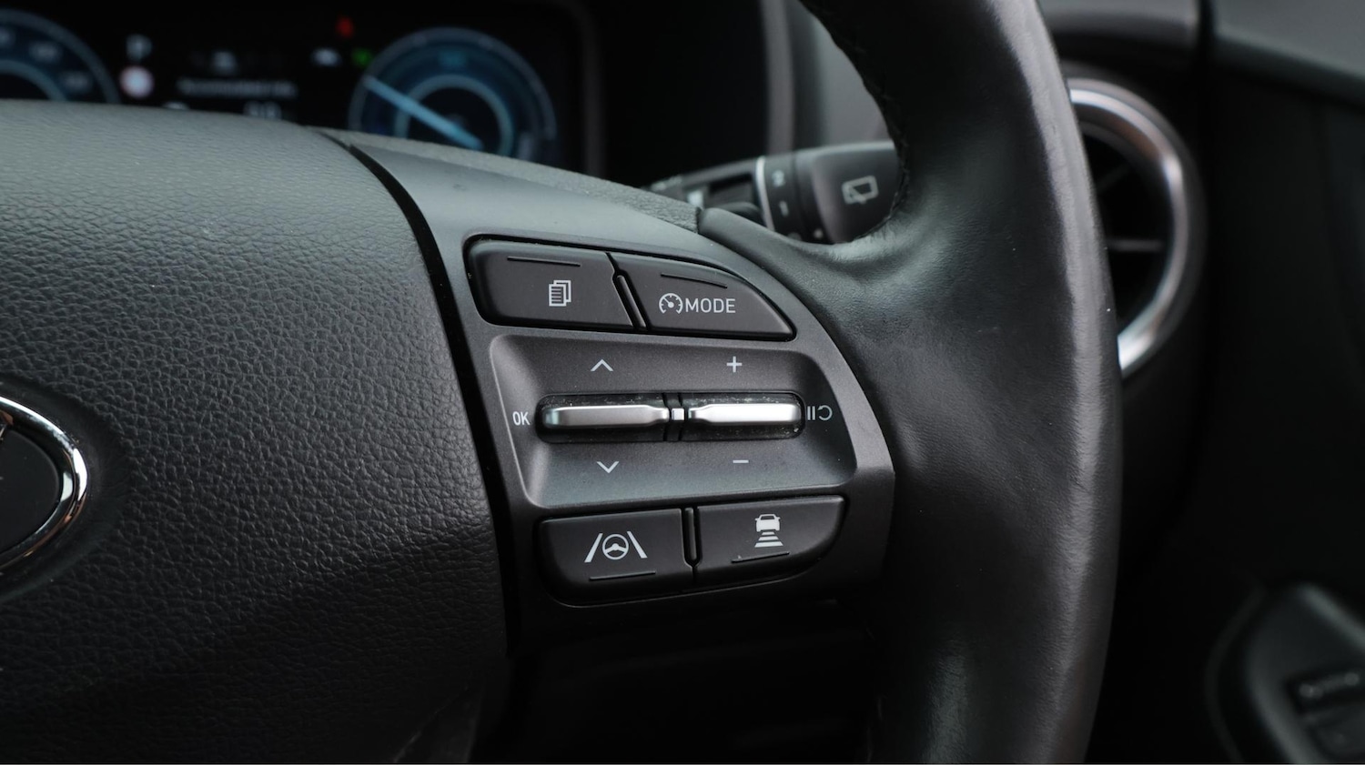Used Hyundai KONA 2021 for sale - 76122602: Photo 25