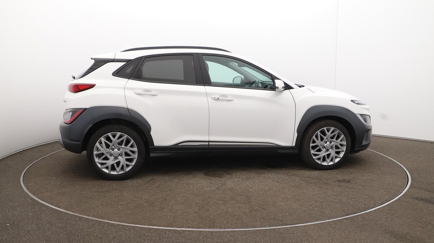 Used Hyundai KONA 2021 for sale - 76122602: Photo 51