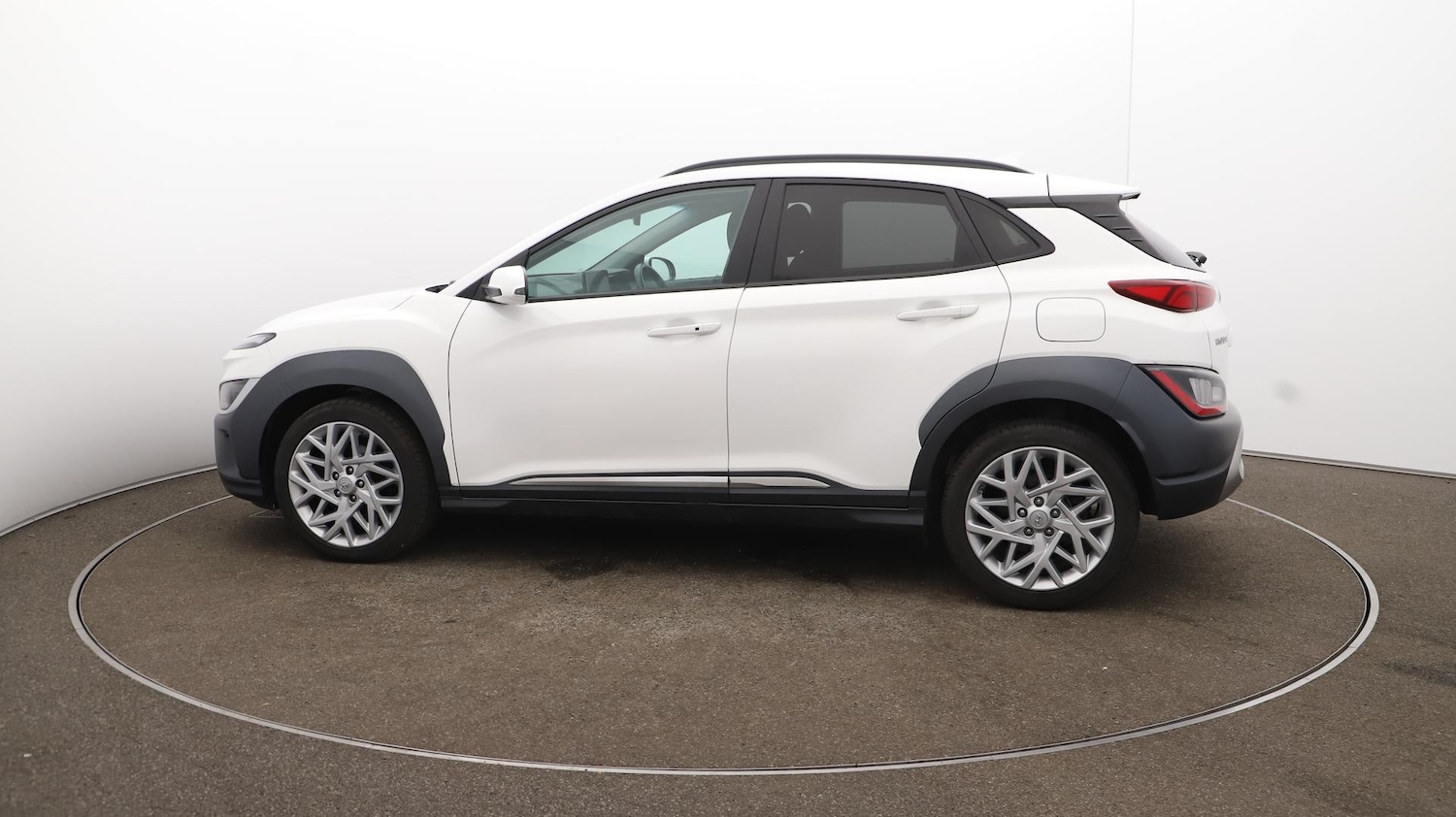 Used Hyundai KONA 2021 for sale - 76122602: Photo 59