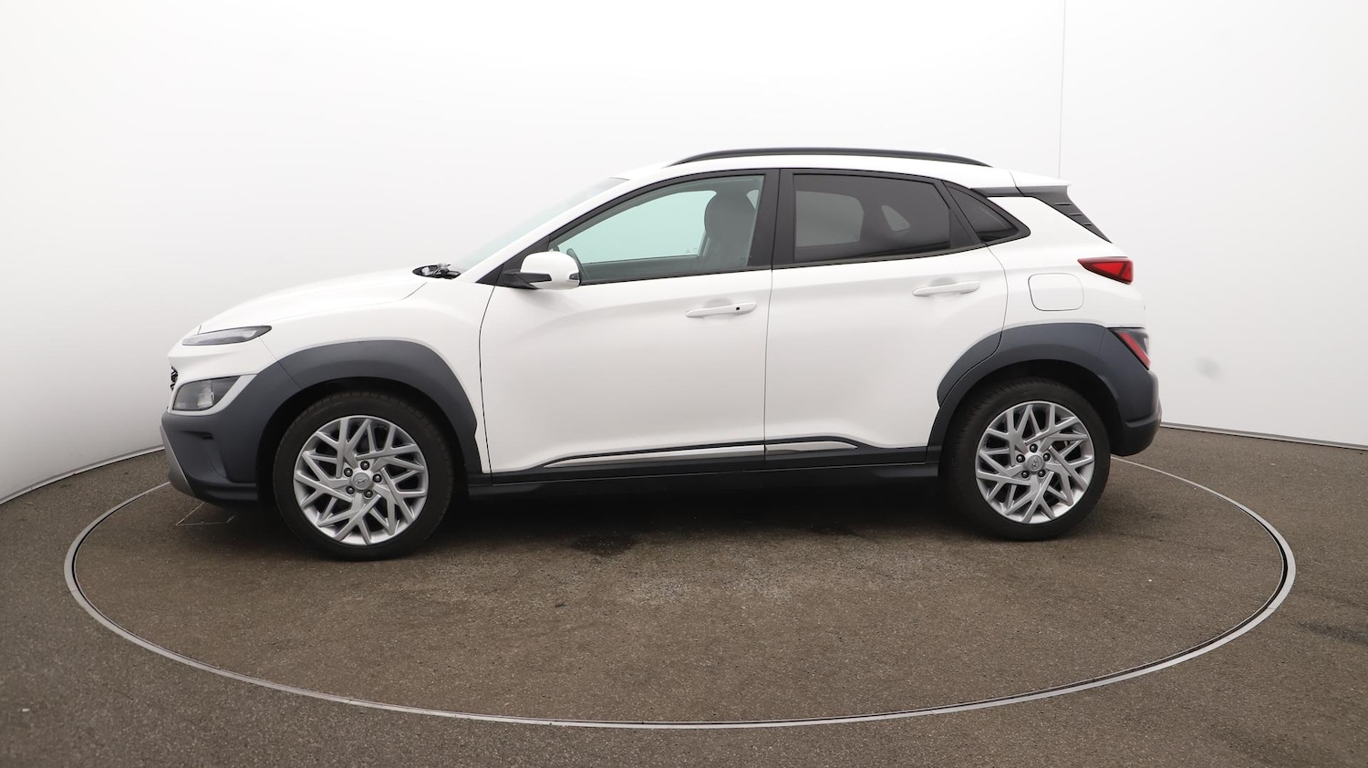 Used Hyundai KONA 2021 for sale - 76122602: Photo 66