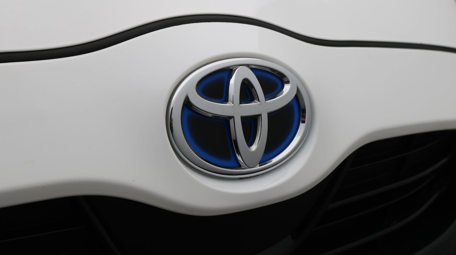 Used Toyota Yaris 2023 for sale - 77677045: Photo 26