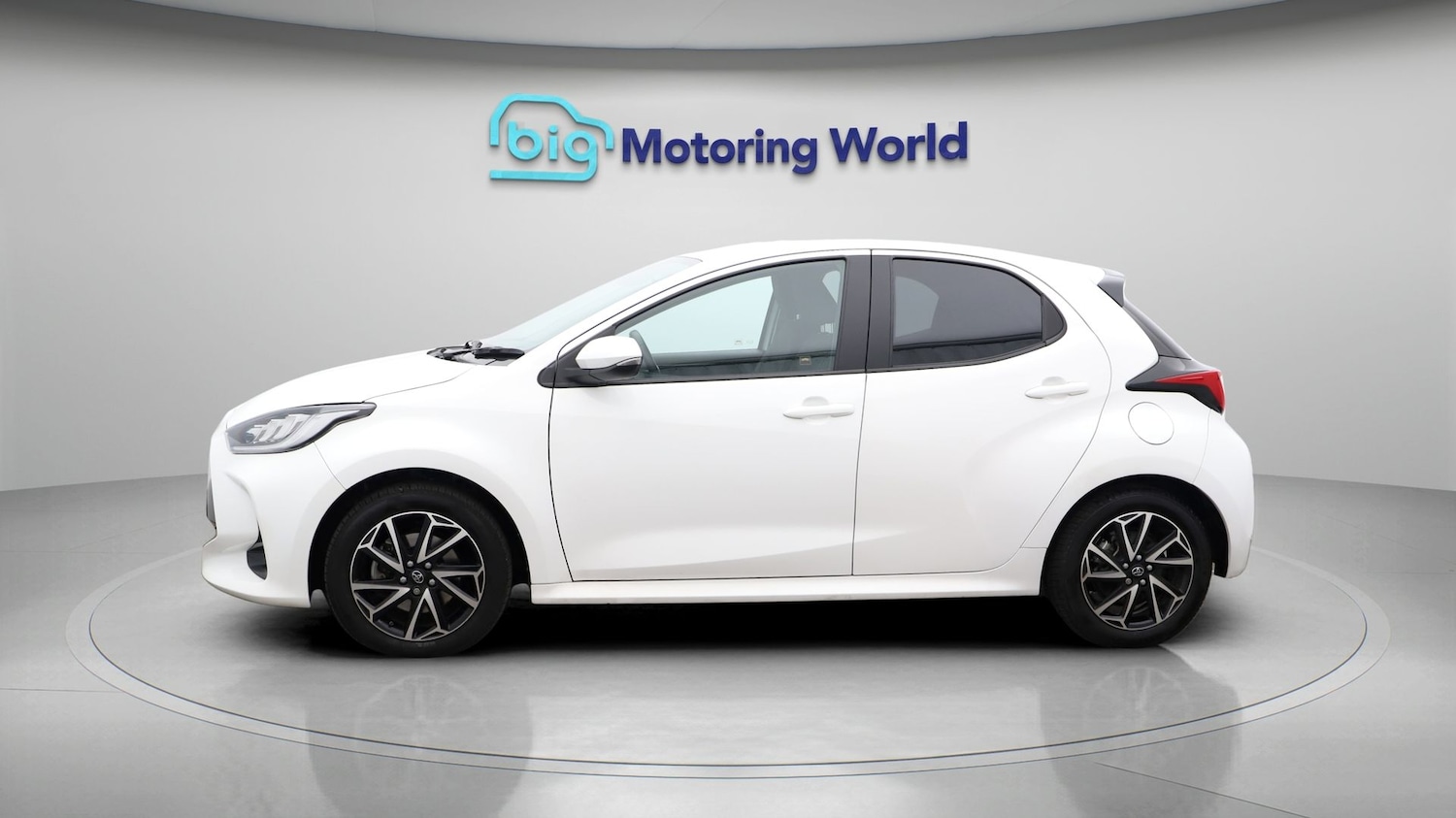 Used Toyota Yaris 2023 for sale - 77677045: Photo 4