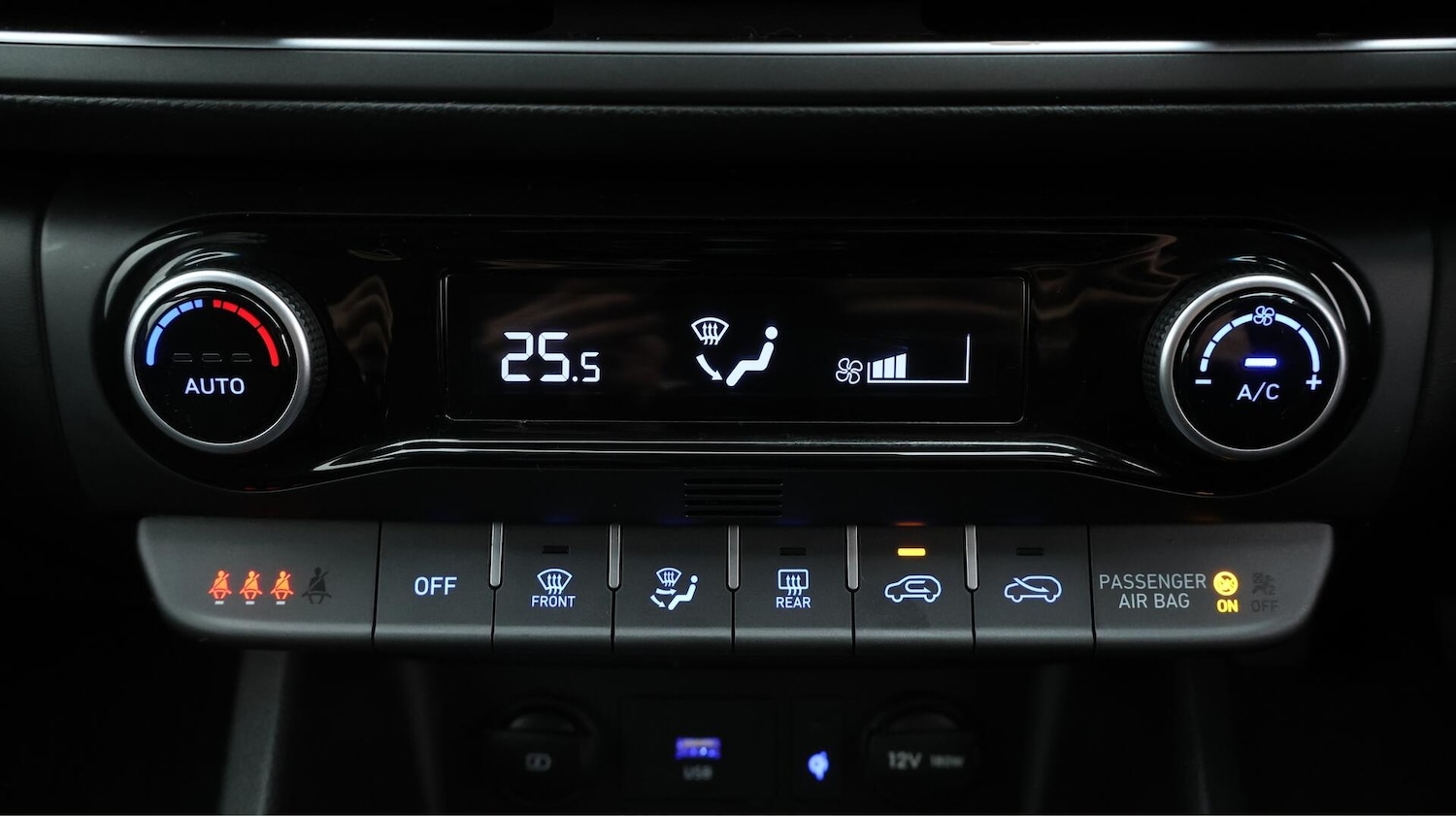 Used Hyundai KONA 2022 for sale - 76431845: Photo 13