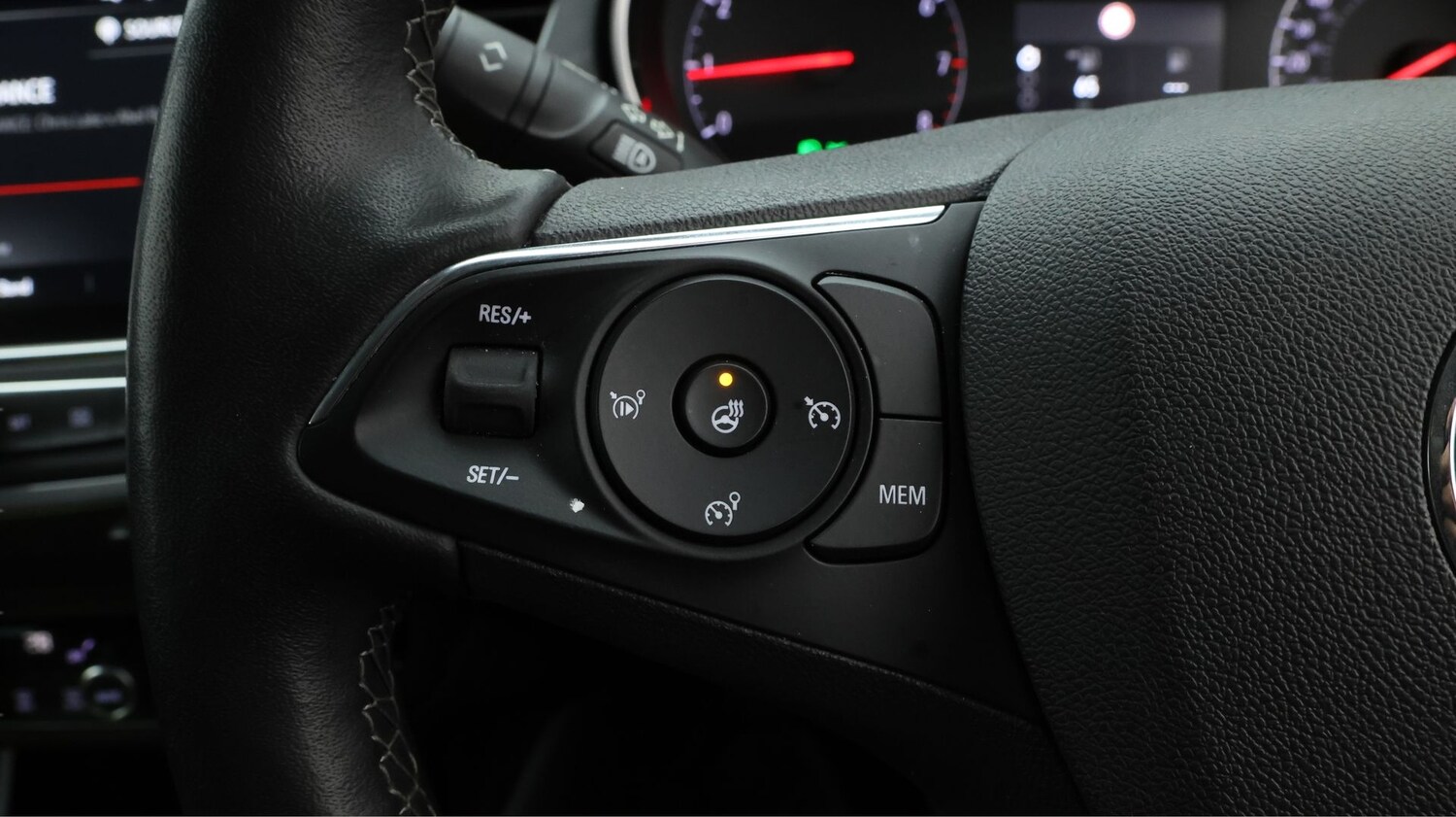 Used Vauxhall Crossland 2022 for sale - 77181603: Photo 25