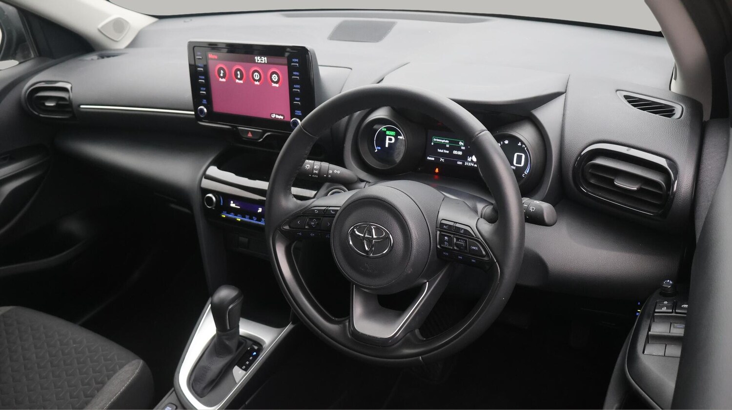 Used Toyota Yaris Cross 2024 for sale - 76389117: Photo 10