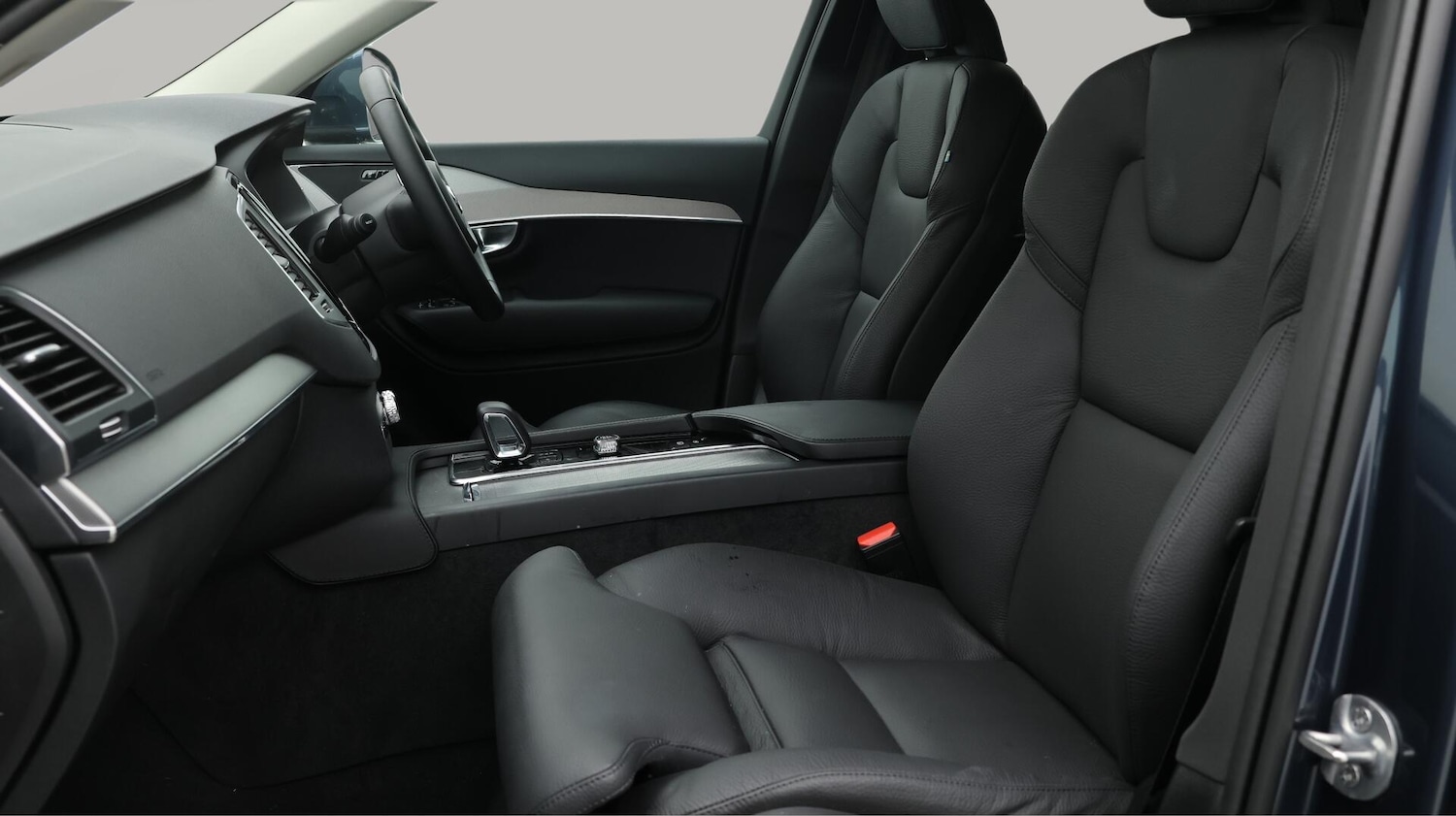 Used Volvo XC90 2023 for sale - 76771621: Photo 15