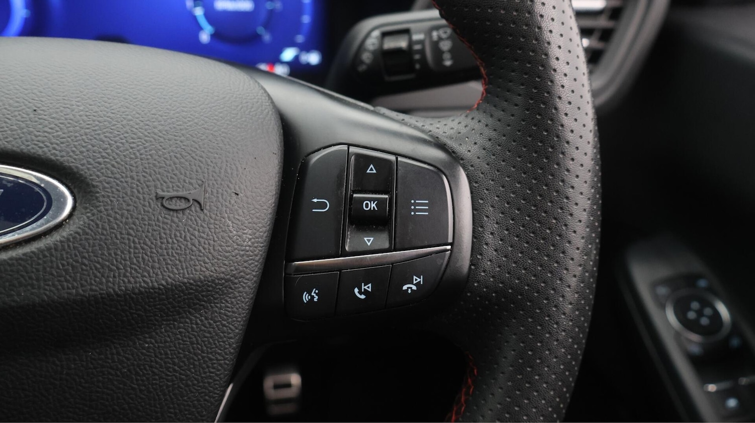 Used Ford Kuga 2022 for sale - 76360107: Photo 26