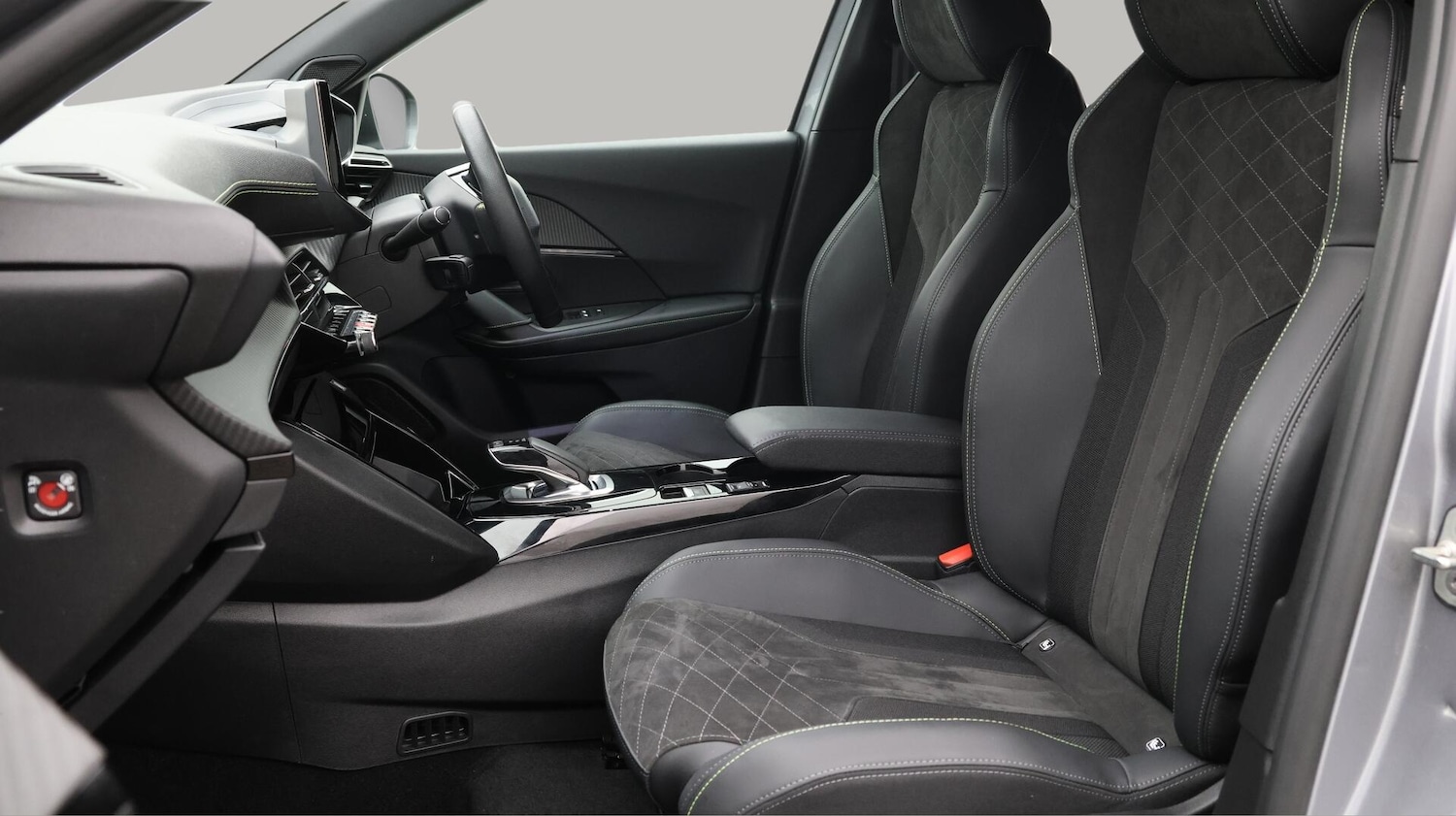 Used Peugeot 2008 2022 for sale - 76537727: Photo 15