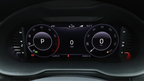 Used Skoda Octavia 2020 for sale - 76247590: Photo 11