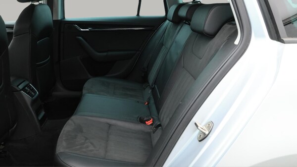 Used Skoda Octavia 2020 for sale - 76247590: Photo 17