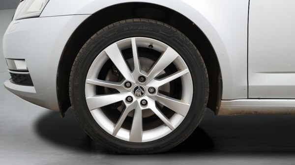 Used Skoda Octavia 2020 for sale - 76247590: Photo 19