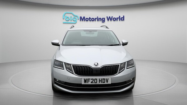 Used Skoda Octavia 2020 for sale - 76247590: Photo 3