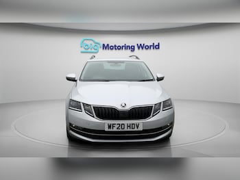 Used Skoda Octavia 2020 for sale - 76247590: Photo 3