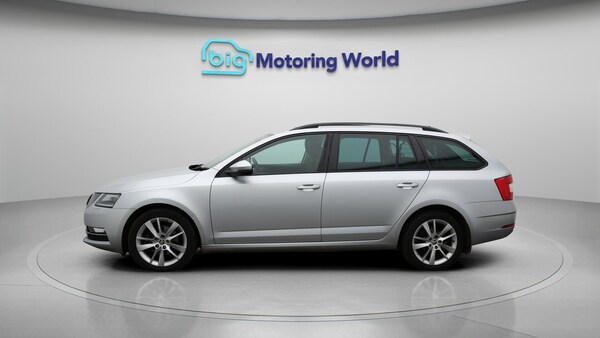 Used Skoda Octavia 2020 for sale - 76247590: Photo 5