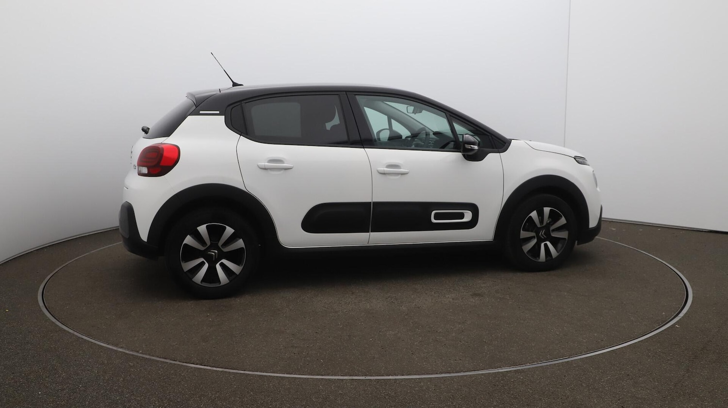 Vehicle 43