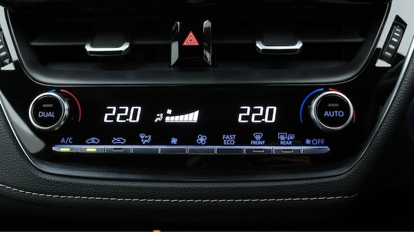 Used Toyota Corolla 2020 for sale - 76199652: Photo 13