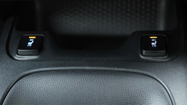 Used Toyota Corolla 2020 for sale - 76199652: Photo 28