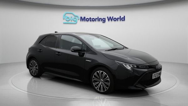 Used Toyota Corolla 2020 for sale - 76199652: Photo 2
