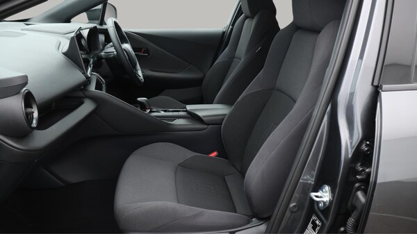 Used Toyota C-HR 2024 for sale - 75658916: Photo 15
