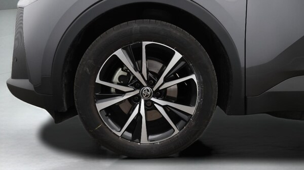 Used Toyota C-HR 2024 for sale - 75658916: Photo 19