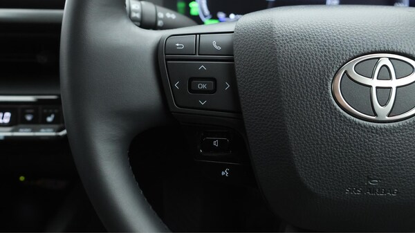 Used Toyota C-HR 2024 for sale - 75658916: Photo 24