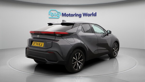 Used Toyota C-HR 2024 for sale - 75658916: Photo 8