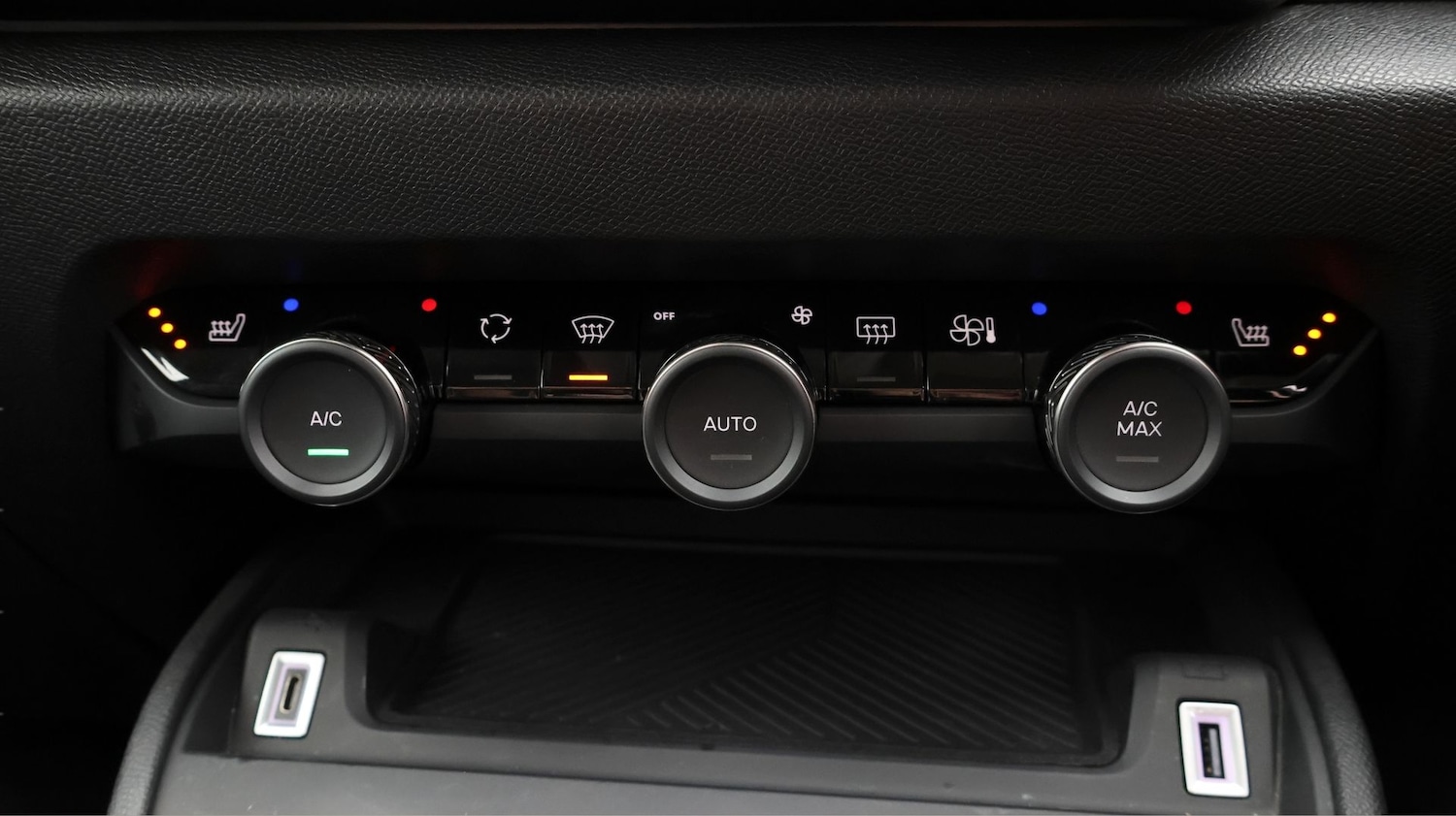 Used Citroen C4 X 2023 for sale - 77775342: Photo 12