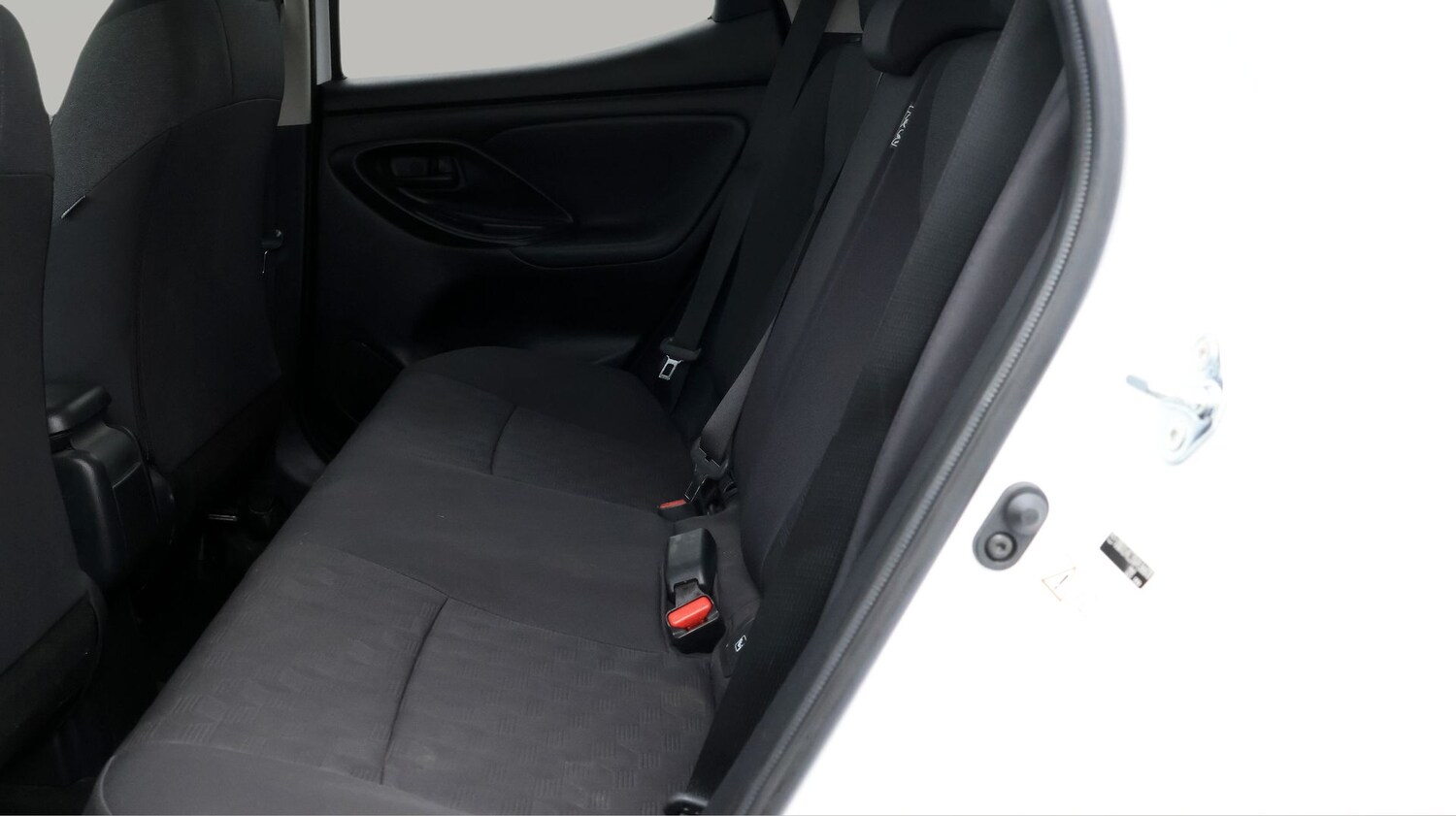 Used Toyota Yaris 2024 for sale - 77270870: Photo 16