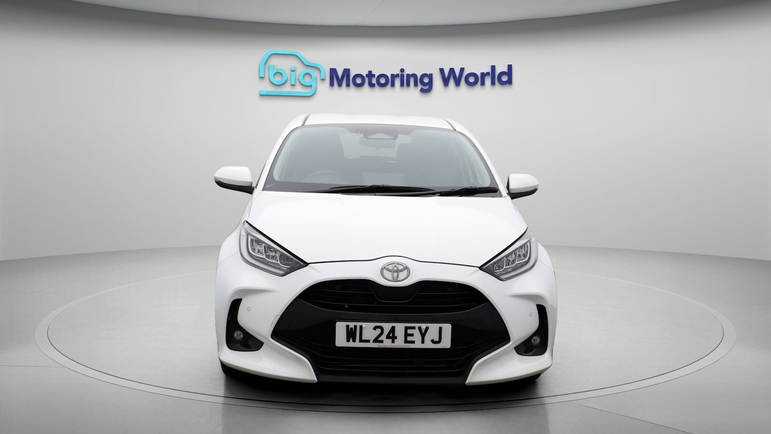 Used Toyota Yaris 2024 for sale - 77270870: Photo 2