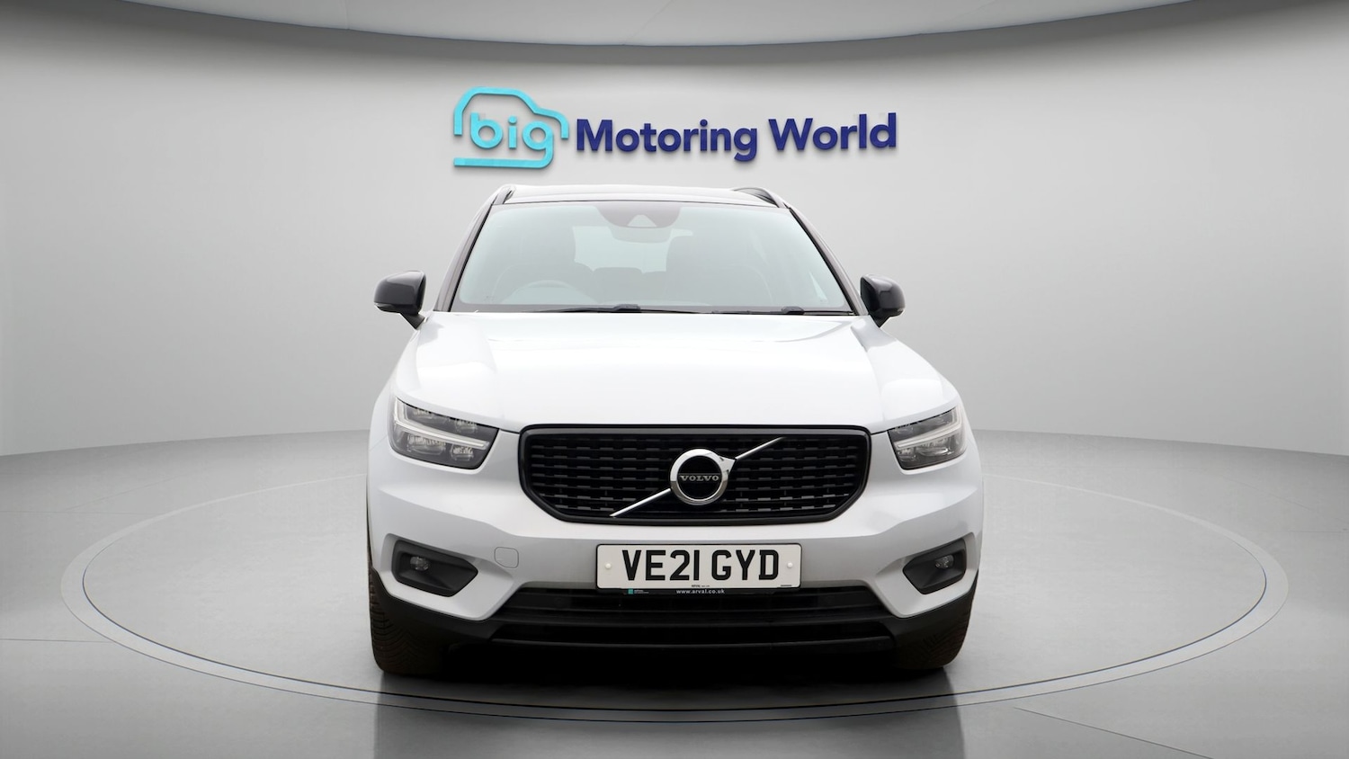 Used Volvo XC40 for sale - 77676507: Photo 2