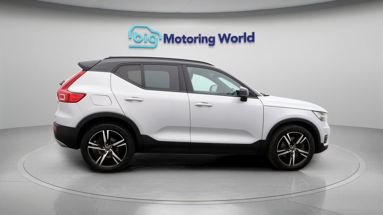 Used Volvo XC40 for sale - 77676507: Photo 8