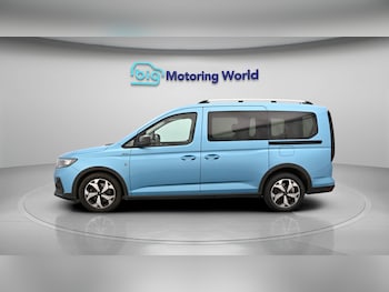 Used Ford Grand Tourneo Connect 2023 for sale - 78341140: Photo