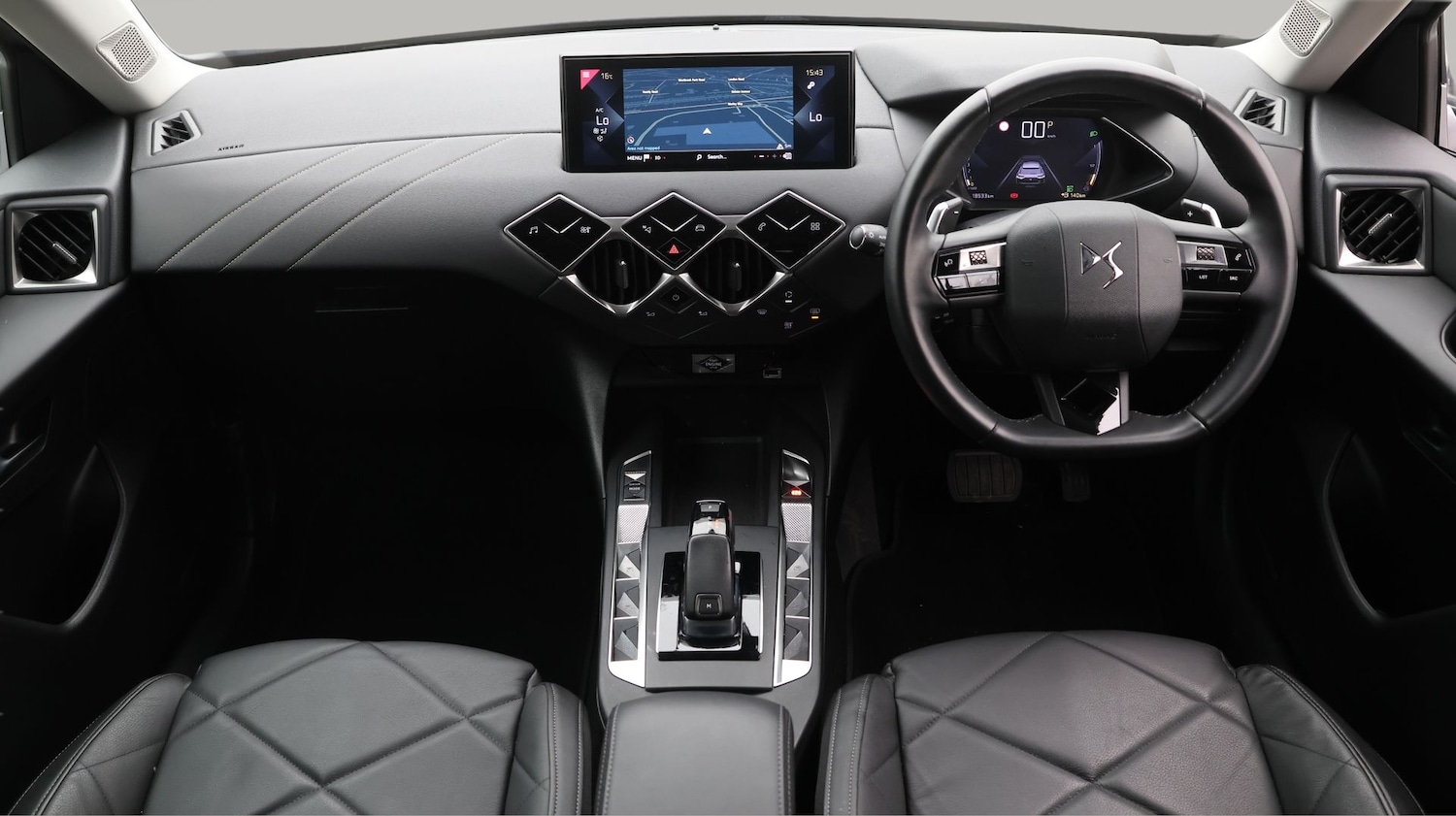 Used DS Automobiles DS 3 Crossback 2022 for sale - 77618749: Photo 13