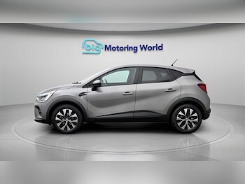 Used Renault Captur 2023 for sale - 78316496: Photo