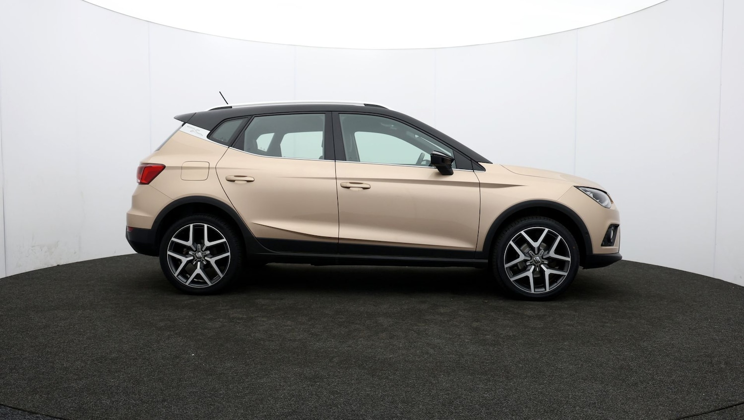 Used SEAT Arona 2018 for sale - 77036168: Photo 32