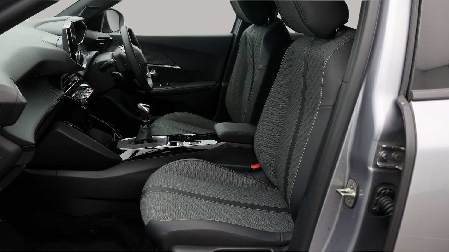 Used Peugeot 2008 2024 for sale - 77819075: Photo 14